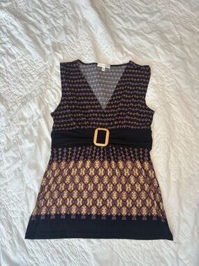 Y2K Purple and Gold Patterned V-Neck Top